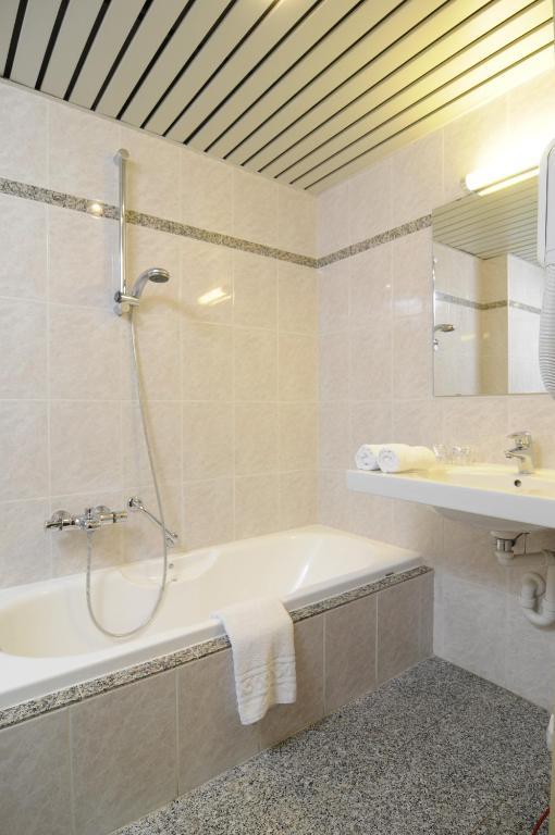 Hotel Adagio 3*